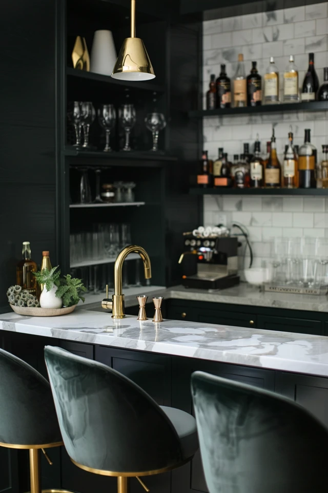 5 Essential Tips for a Modern Home Bar Makeover